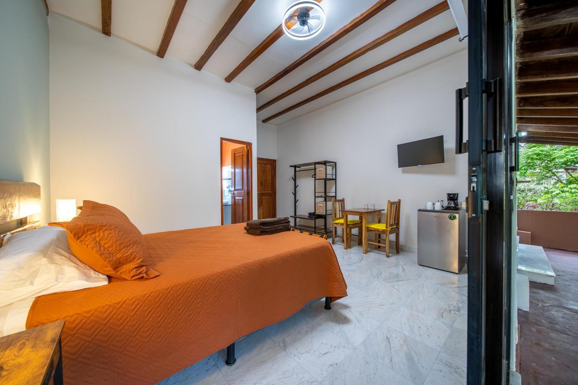 Zenquility Inn & Tavern Pedasi Town Dış mekan fotoğraf